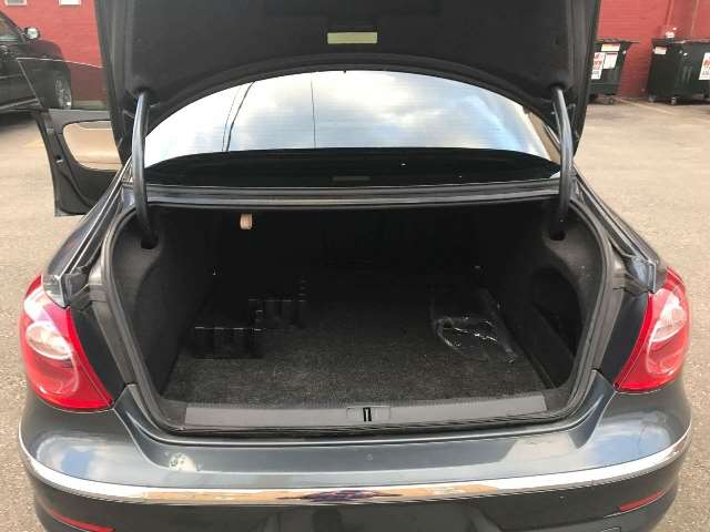 2011 Volkswagen CC Sport 4dr Sedan 6A